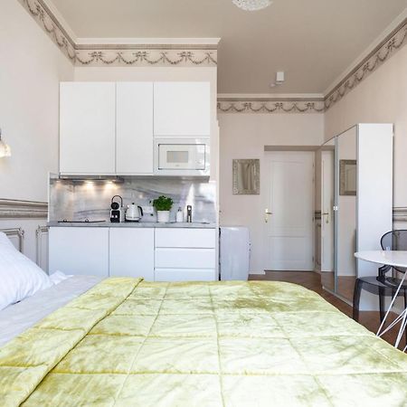 Prague Days - Sunny Riverside Apartments With Terraces エクステリア 写真