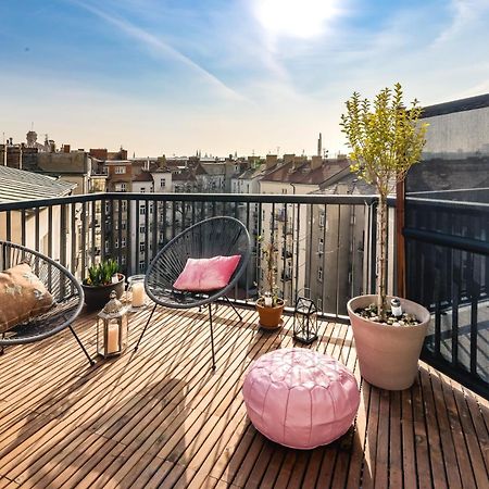 Prague Days - Sunny Riverside Apartments With Terraces エクステリア 写真
