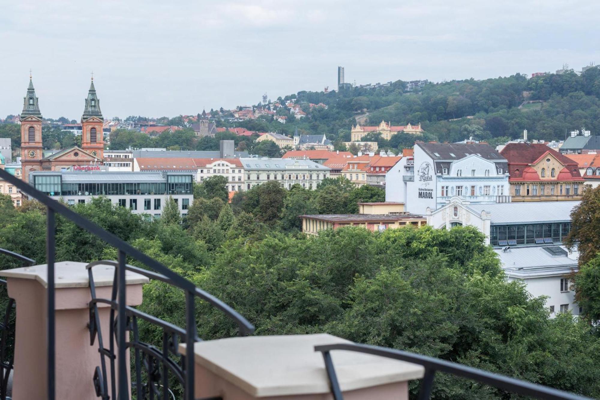 Prague Days - Sunny Riverside Apartments With Terraces エクステリア 写真