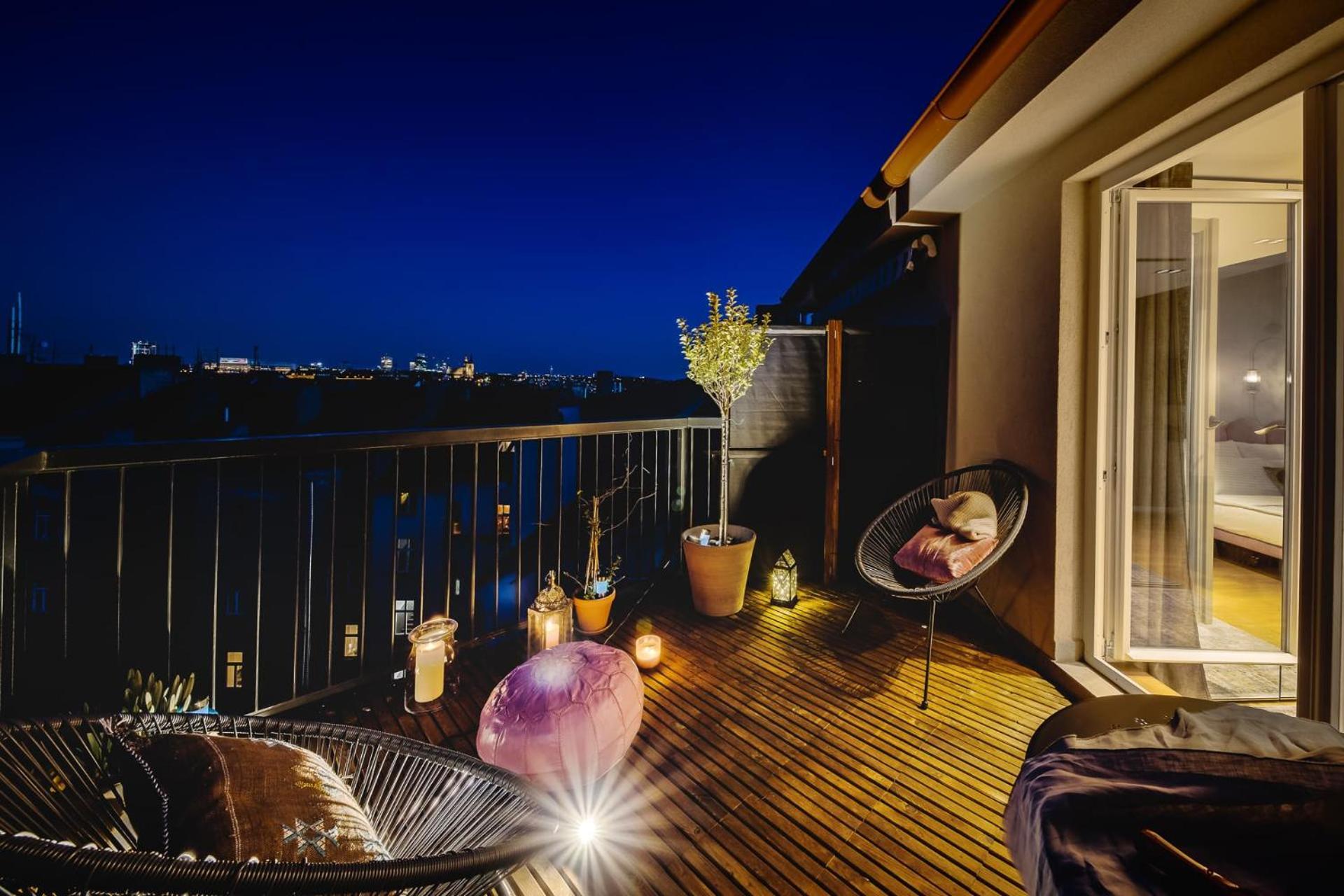 Prague Days - Sunny Riverside Apartments With Terraces エクステリア 写真